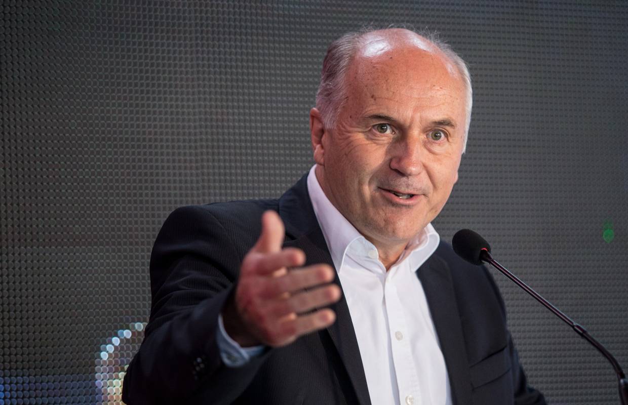 Visoki predstavnik u BiH Inzko podnio ostavku, zamijenit će ga Nijemac Christian Schmidt