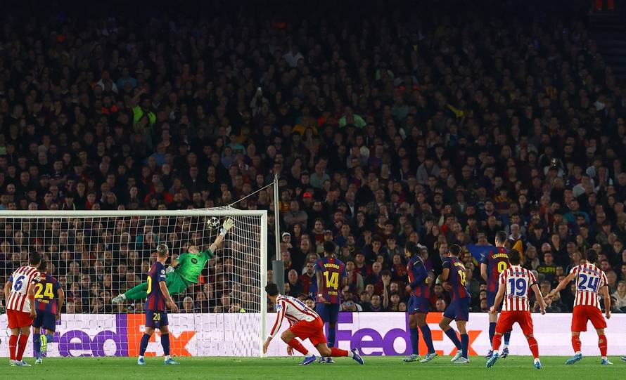 UEFA Champions League - Quarter Final - First Leg - FC Barcelona v Atletico Madrid