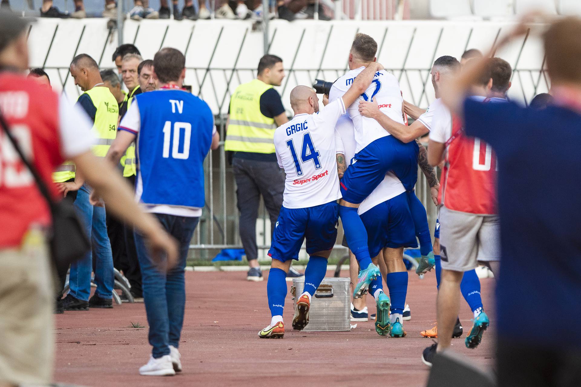 Split: Stadion Poljud, Dario Melnjak donio preokret, Hajduk vodi na Poljudu 