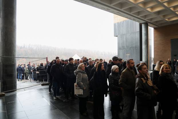 Zagreb: Posljednji ispraćaj novinara i publicista Sanjina Španovića