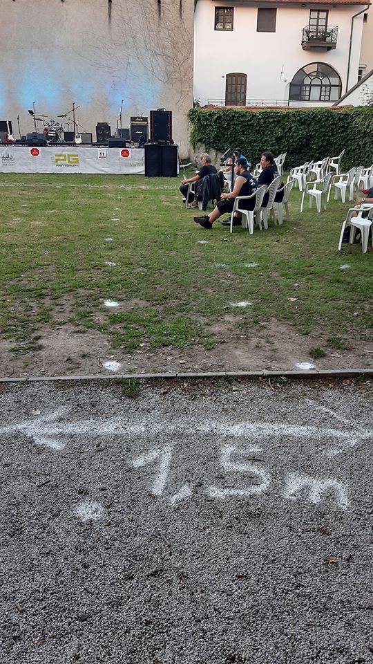 Rokeri po propisima: Stanite na 'penal' i držite dovoljan razmak