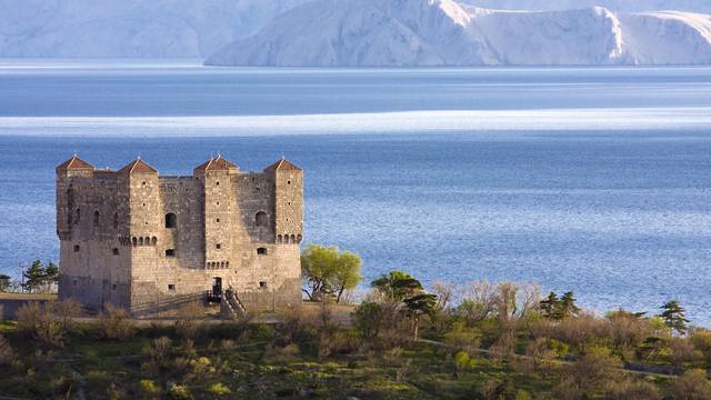 Hrvatske tvrđave i povijesne građevine jedinstvene u svijetu