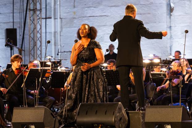Dubrovnik: Opera galom ispred Katedrale zatvorene su 77. Dubrovačke ljetne igre