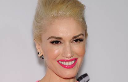 Obožavatelj Gwen Stefani: Nisi sretna, daj da ti ja pomognem