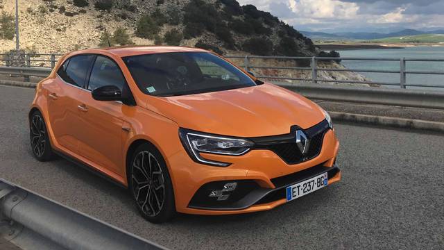 Vozili smo Megane RS sa 280 KS: Može li on parirati Hondi?