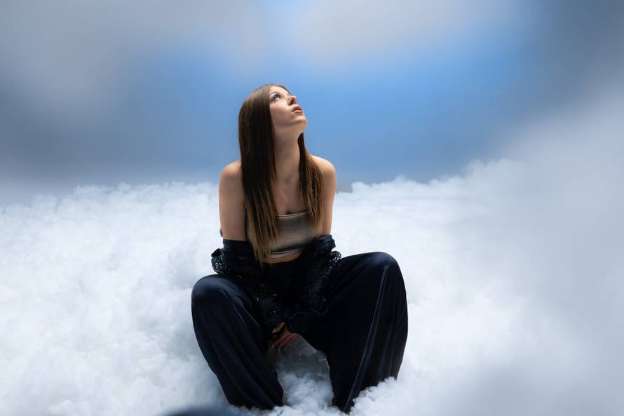 Lu Dedić uoči Dore nam otkriva: Baka Gabi najbolje zna, s tatom Matijom volim igrati košarku...