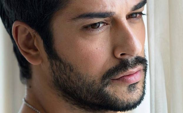 FOTO Zbog Bali-bega fanovi bojkotirali televiziju. Pogledajte kako danas izgleda...