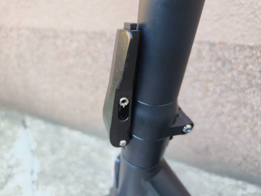 Isprobali smo Acer ES5 romobil za vožnju kroz urbanu džunglu