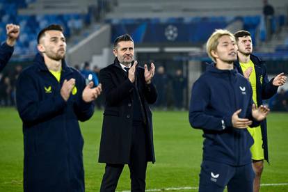 FOTO Boysi 'zapeli' na stadionu, dinamovci se vratili na travnjak. Pogledajte veliku proslavu