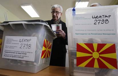 Zbog snijega u Makedoniji 12.600 birača nije glasalo