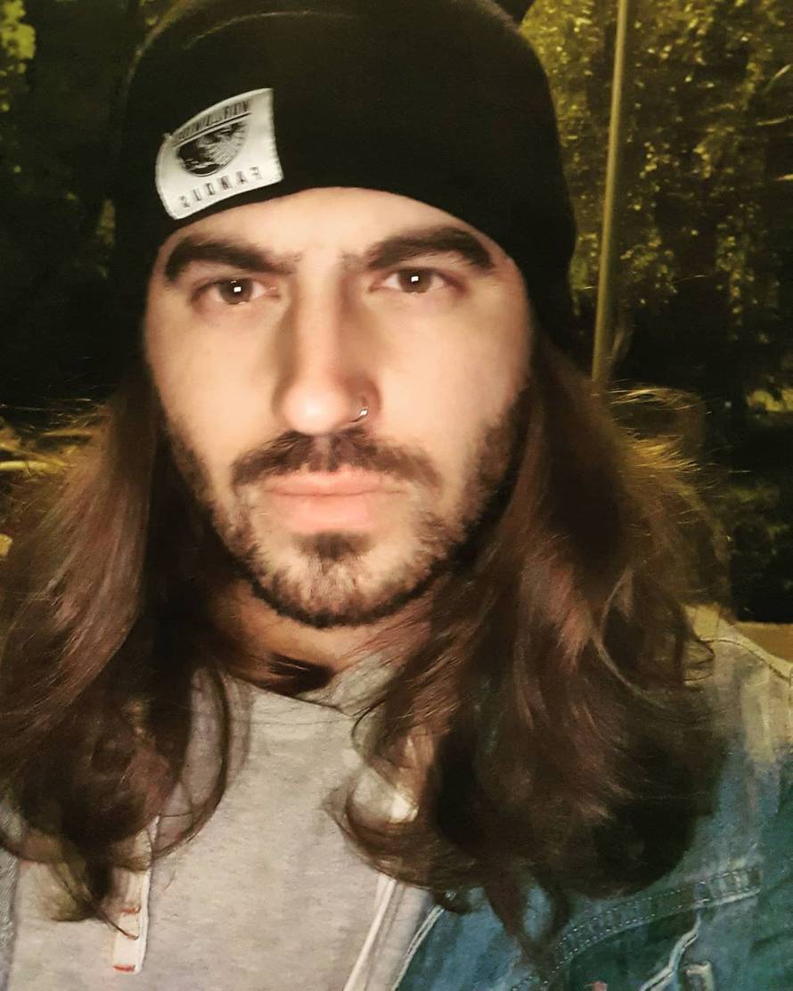 Nemeš se sprda: Hoće li ovi u Beču prijeći i na naše folkoteke?