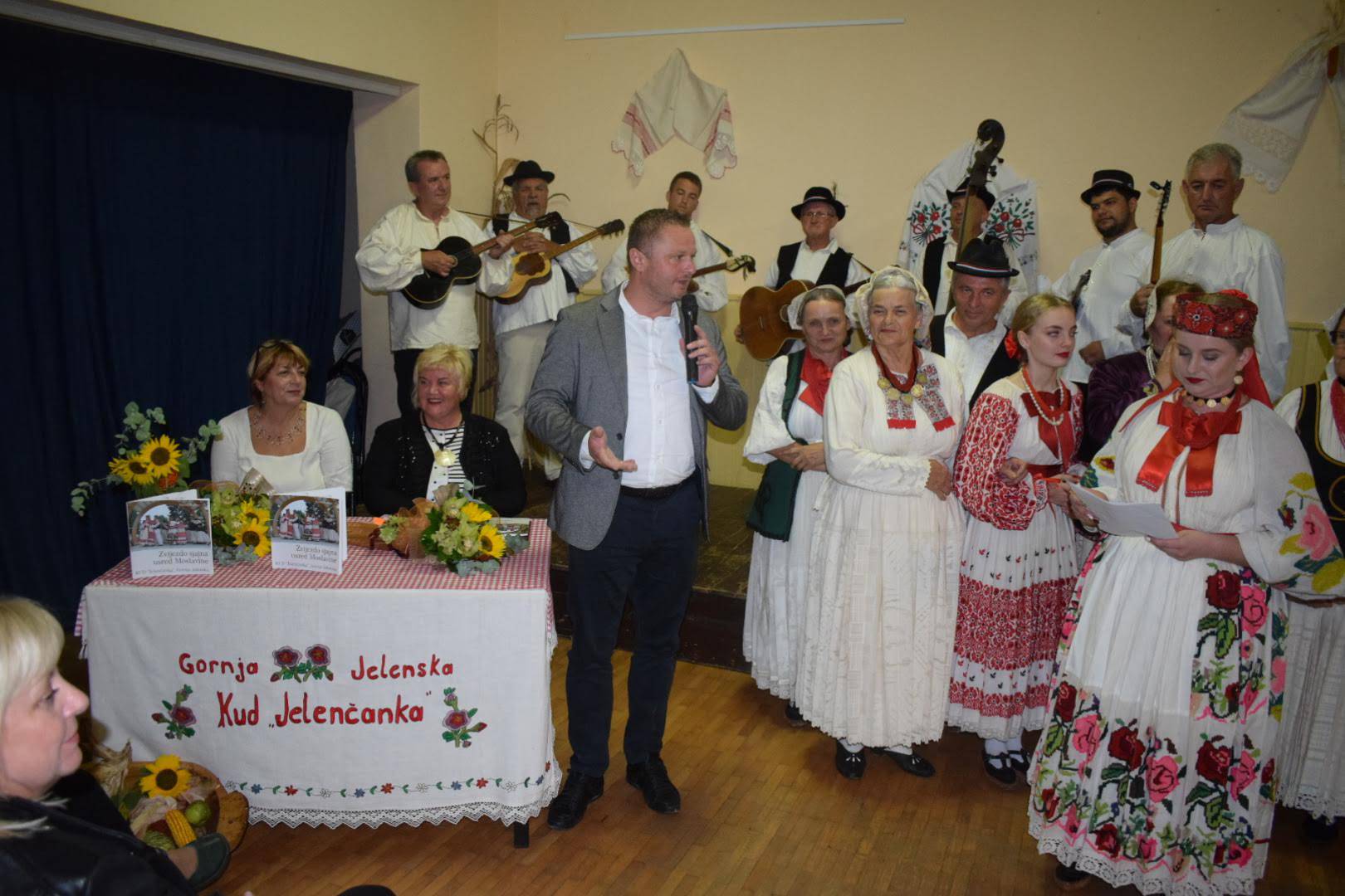 Župan ima koronu, u izolaciji je. Njegov zamjenik uredno šeće po županiji, nije se ni testirao