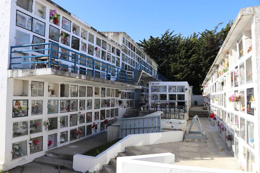 Vjetar nemilice dere, psi šeću i centrom, a napojnicu traže svi