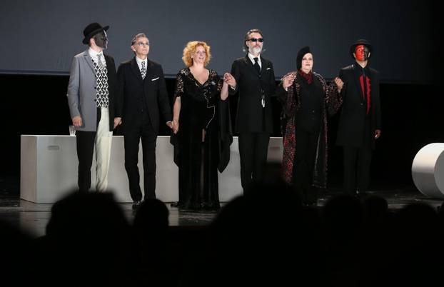 Meštar i supruga Senka redovni su gosti HNK, a u kazalištu se ukazao i Gordan Jandroković