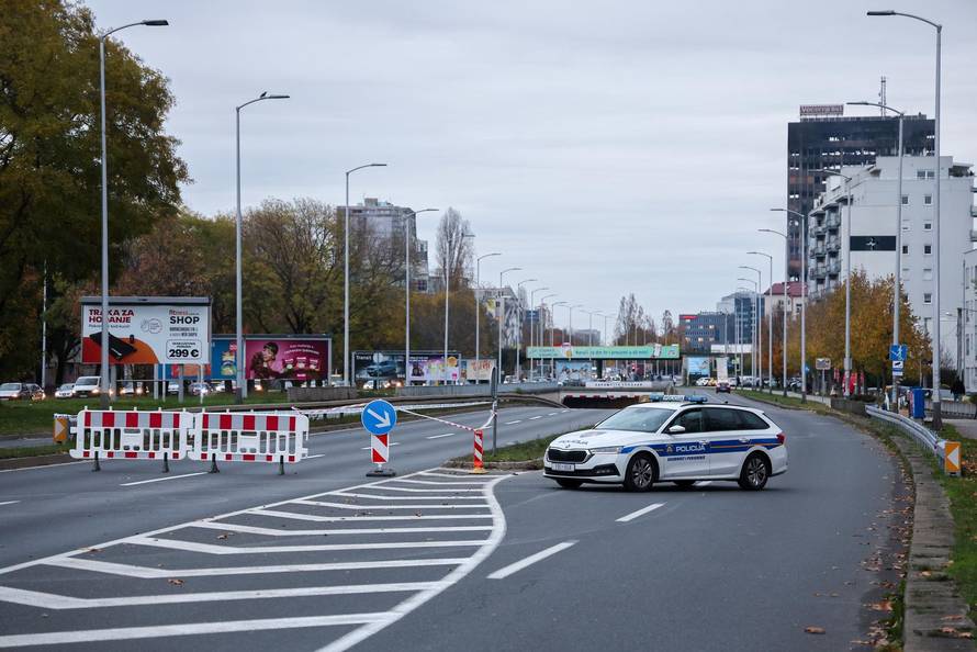 Zagreb: Dim i dalje izlazi iz Vjesnikovog nebodera