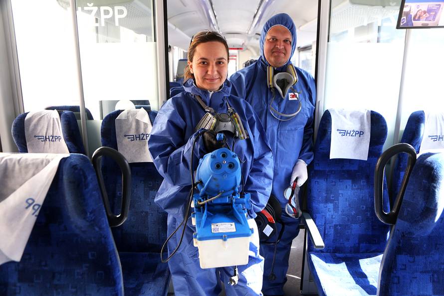 Oni su prvi na udaru virusa, no svejedno hrabro rade posao...