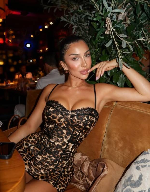 FOTO Tijelo joj je čista poezija! Lauren je najbolja motivacijska influencerica 2025. godine