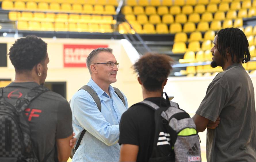 'Ševapi' su top, nikad nismo vidjeli cijelo janje na ražnju, a u derbiju ćemo navijati za Hajduk