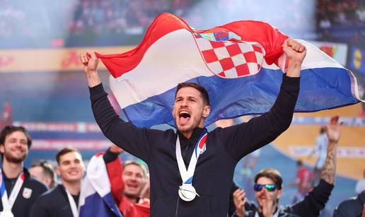 'Uhvatili smo Francuze u mašinu pa je Dule rekao jednu stvar. Sigurdsson? Počeo je i vikati...'