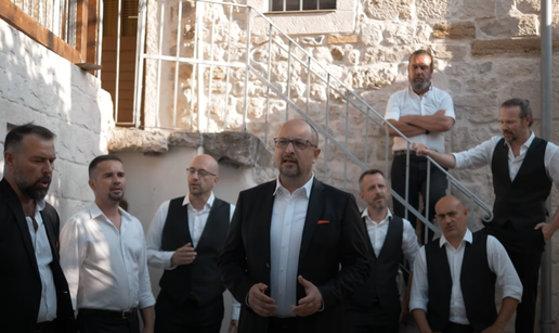 Klapa Šufit ima novu pjesmu 'Ti si mi srića': 'Puno smo se dali u pjesmu, iznimno nam je draga'