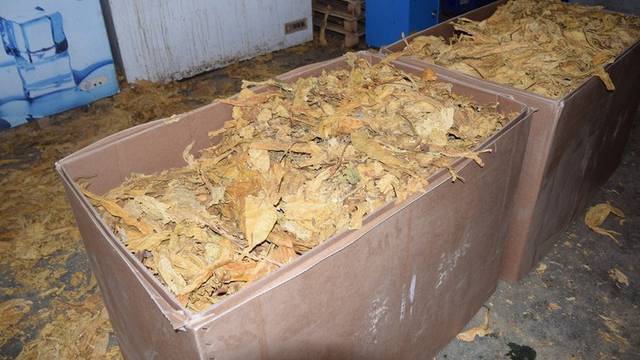 Policija našla preko sedam tona duhana za ilegalnu preprodaju