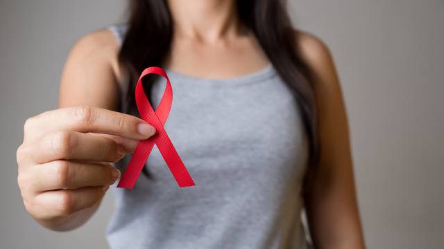 Skupina 'Youth Against AIDS': 'Virus HIV treba preimenovati kako bi se destigmatizirao'