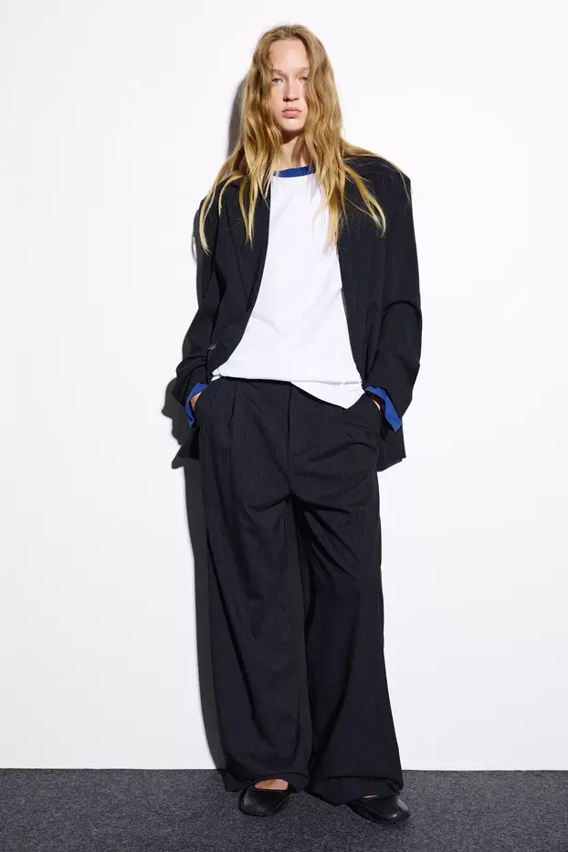 Hit ženska odijela po povoljnim cijenama koje morate imati