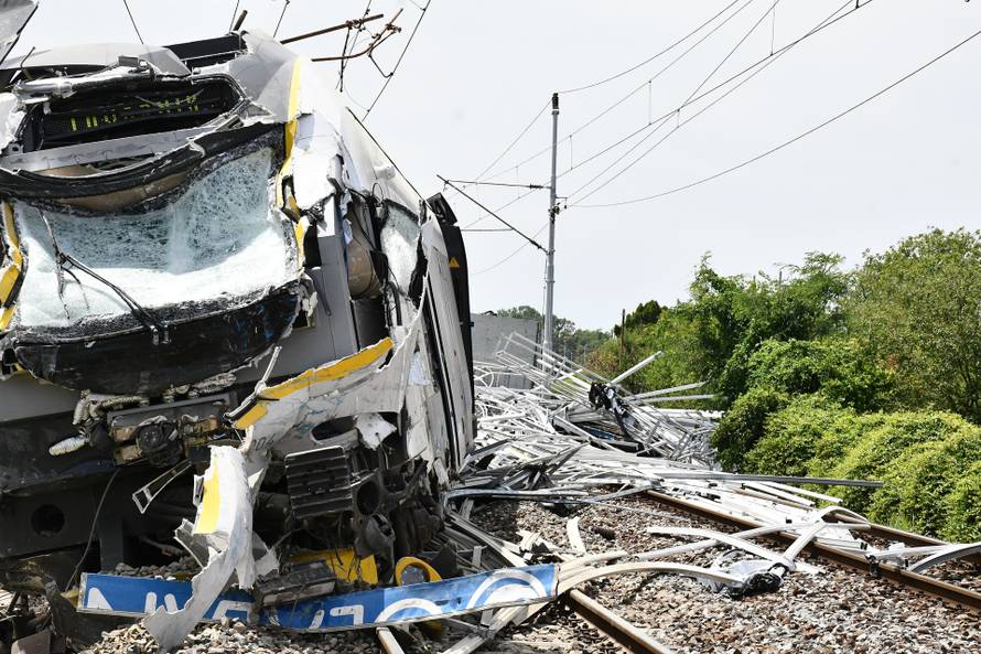 Vozač koji je poginuo u naletu vlaka kod Sl. Broda nije stao na zvučnu i svjetlosnu signalizaciju