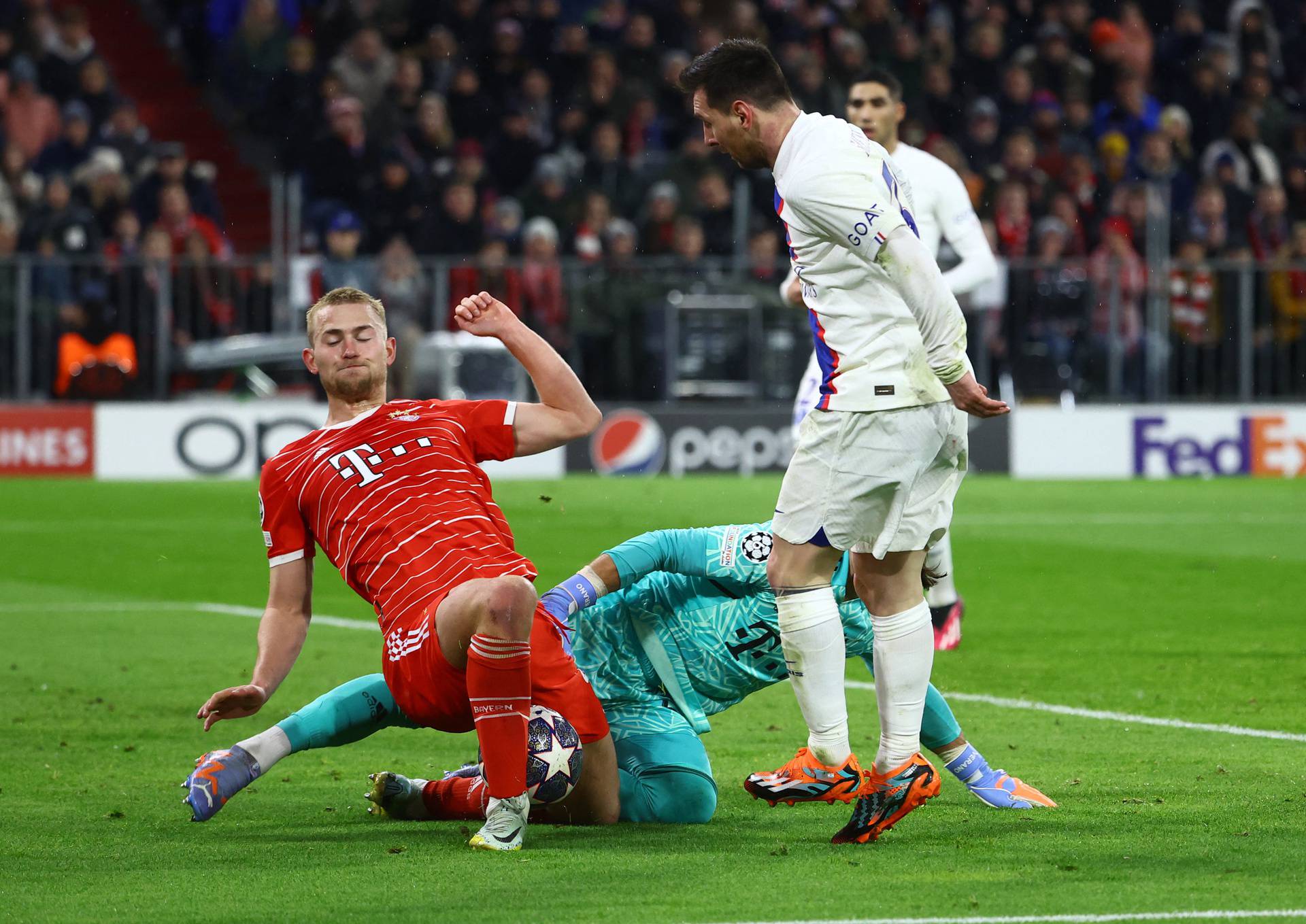 Champions League - Round of 16 - Second Leg - Bayern Munich v Paris St Germain