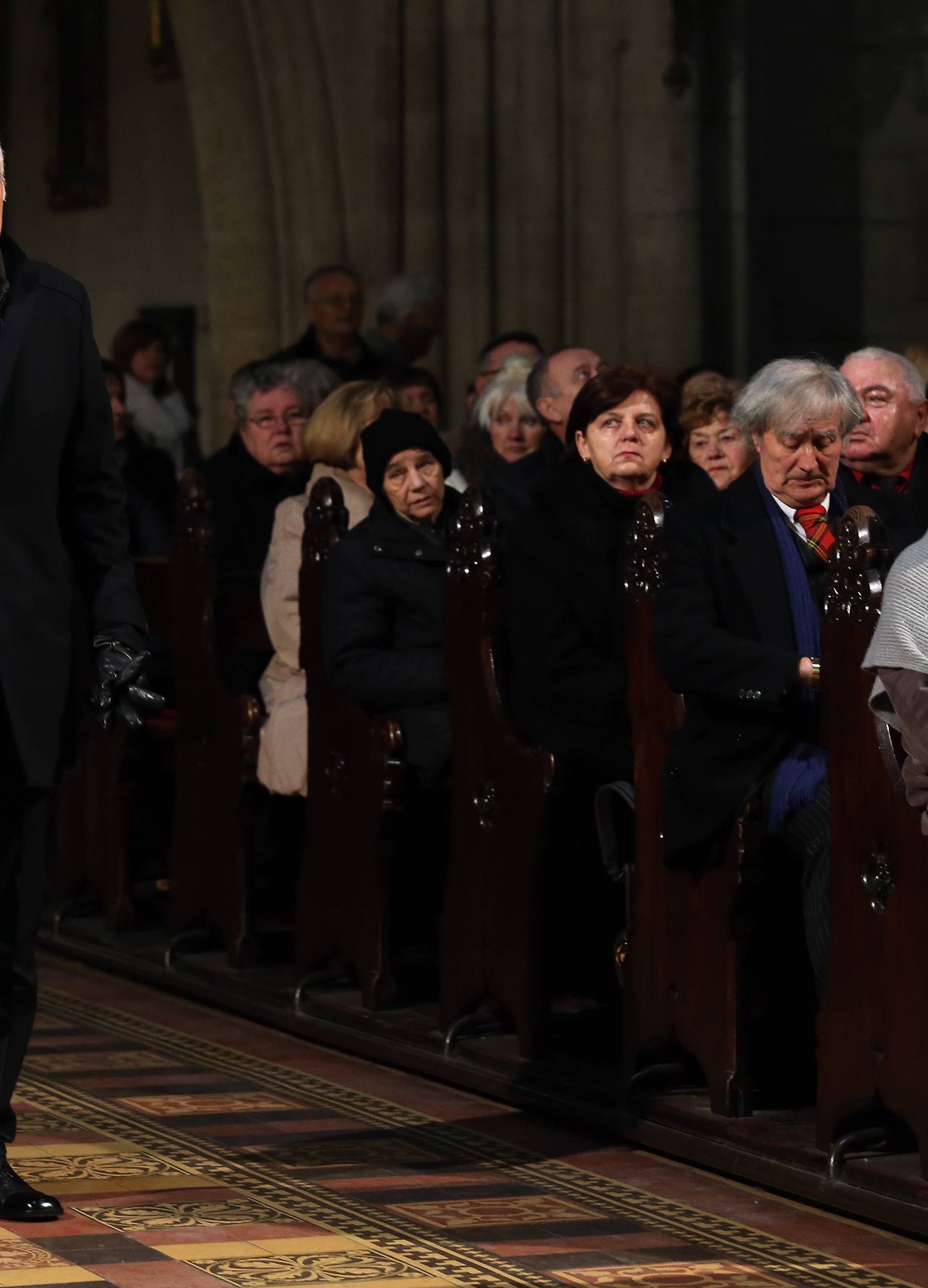 Devčić: Mnogima su trgovački centri danas zamijenili Crkvu