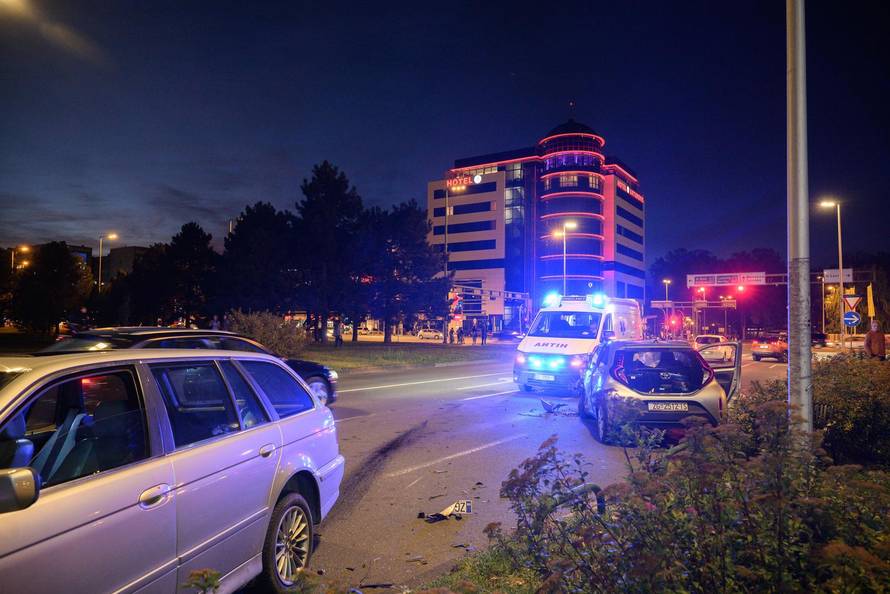 Zagreb: U prometnoj nesreći u Prečkom sudjelovala dva vozila