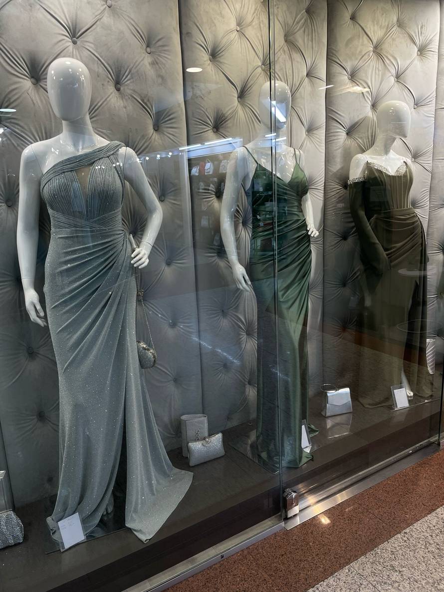 Krizme i pričesti postale su kao mala svadba: Gosti će uz poklon u kuvertu staviti po 200 eura