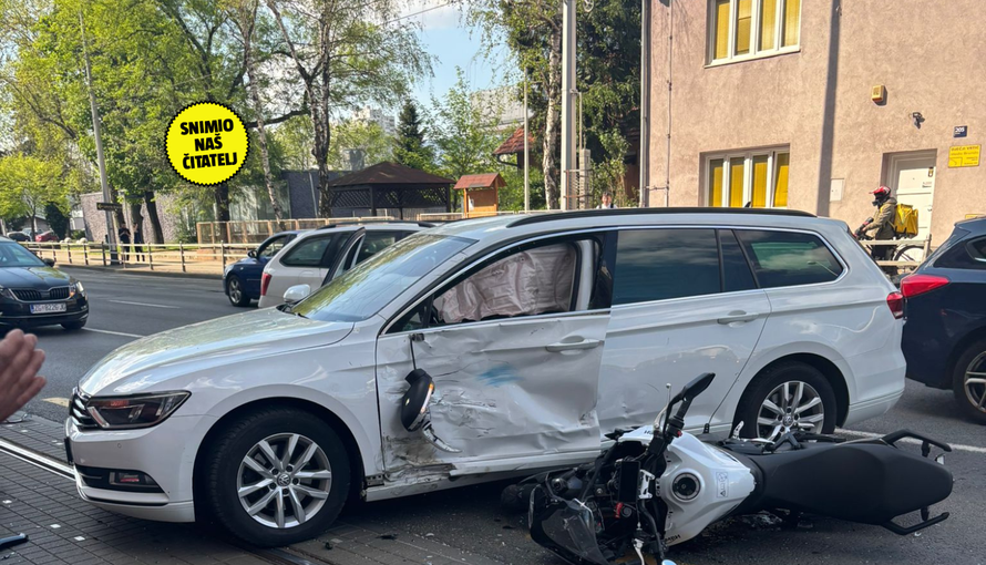 FOTO Užas u Dubravi: U sudaru auta i motora ozlijeđen čovjek