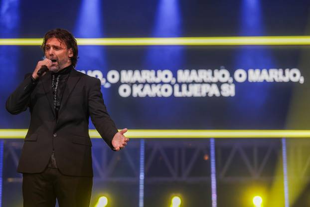 Zagreb: U Areni Zagreb održan koncert "Progledaj srcem"