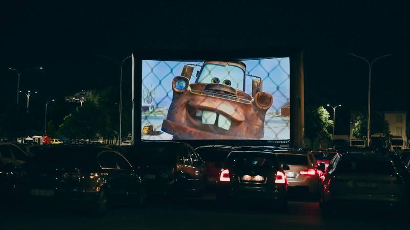 Drive-in kino Zagreb vikendima na parkiralištu Tržnice Borongaj