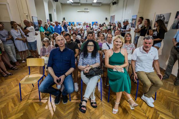 Vela Luka: Promocija pjesmarice "Oliver i Zdenko"