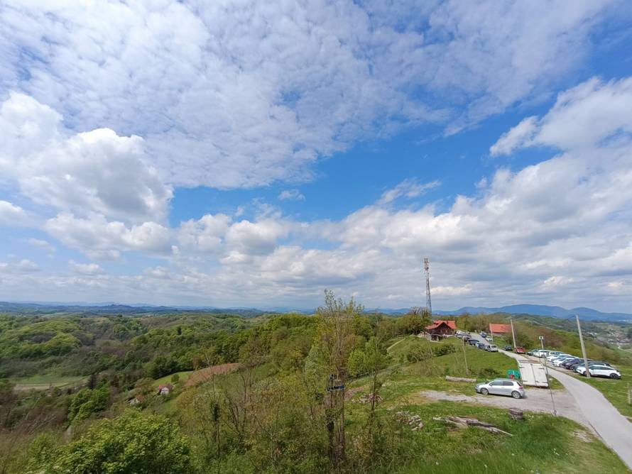 Borba srednje klase: Isprobali smo Xiaomi Redmi Note 12 Pro