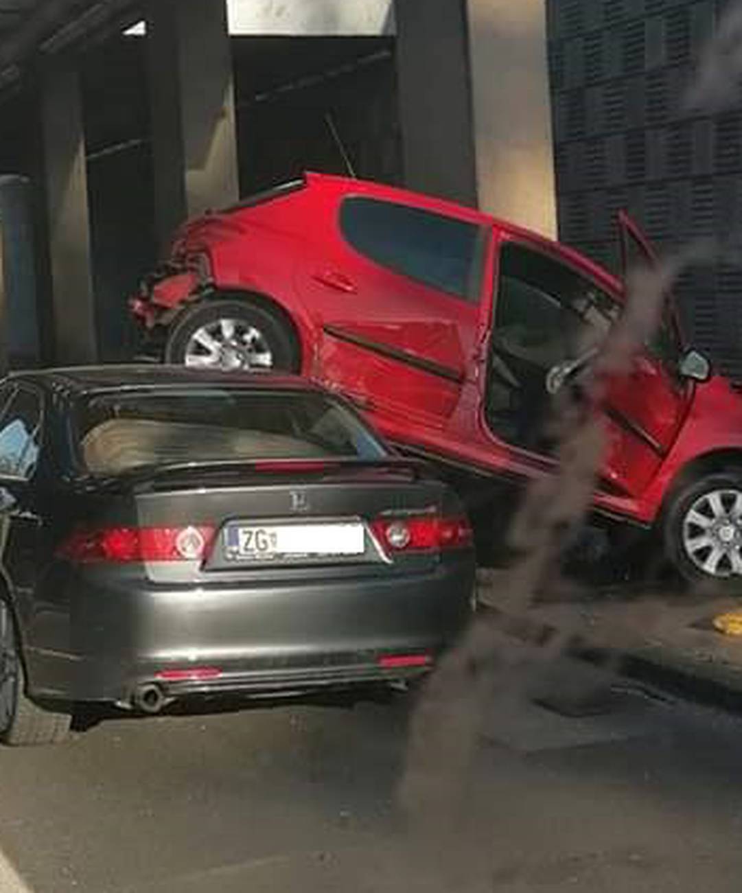 Video: Krš i lom u Zagrebu na Aleji Bologne, jedan ozlijeđen