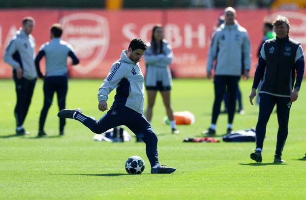 UEFA Champions League - Arsenal Training