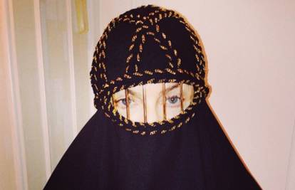 Madonna pozirala u nikabu pa je uvrijedila neke obožavatelje