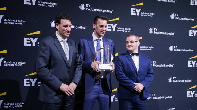Osnivači Infobipa dobitnici su nagrade za poduzetnike godine