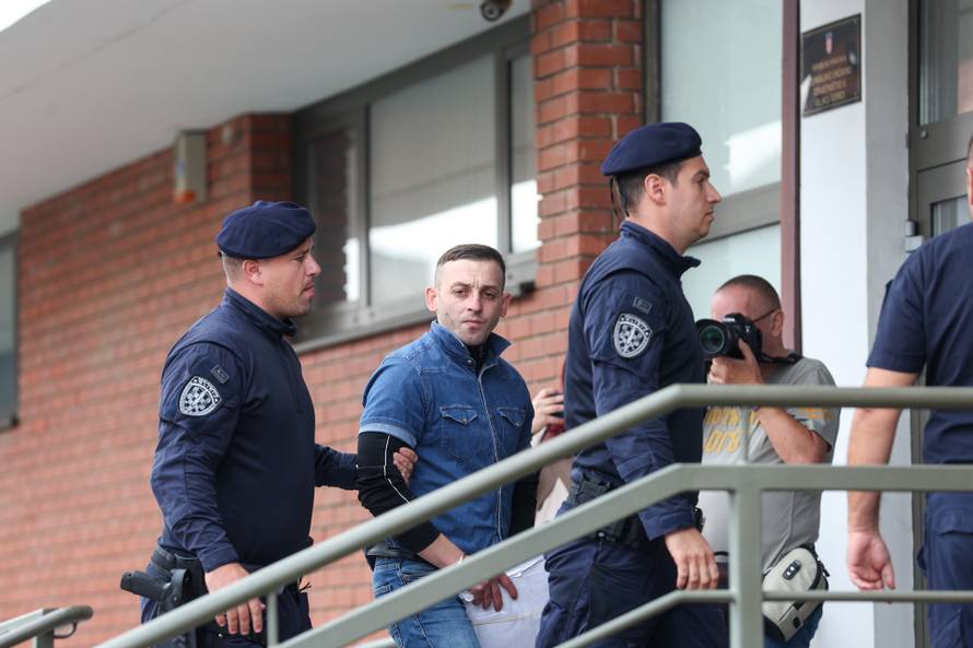 Velika Gorica: Privođenje Aleksandara Niševića na Županijski sud