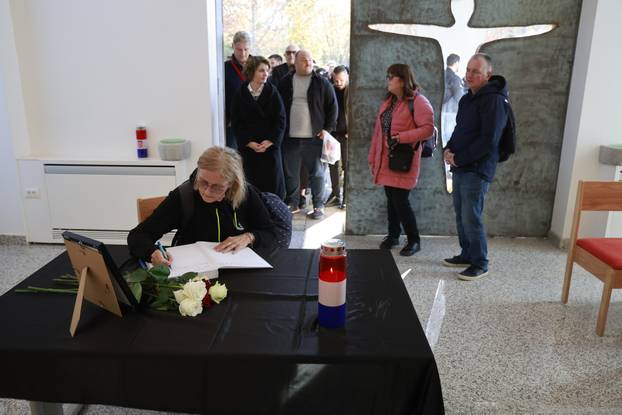 Vukovar:  Posljednji ispraćaj  Jean-Michela Nicoliera