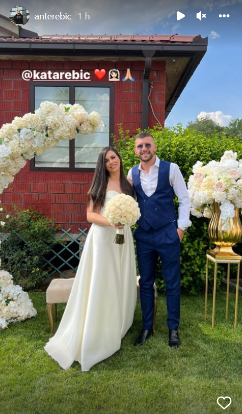 Udala se sestra Ante Rebića, nogometaš objavio fotografiju