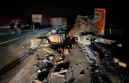 VIDEO Detalji nesreće kod Karlovca: Čudom su preživjeli, stvorila se kilometarska kolona