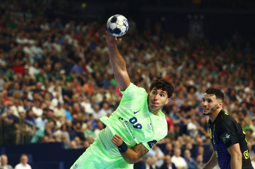 EHF Men's Handball Champions League - Third Place - Barcelona v HBC Nantes