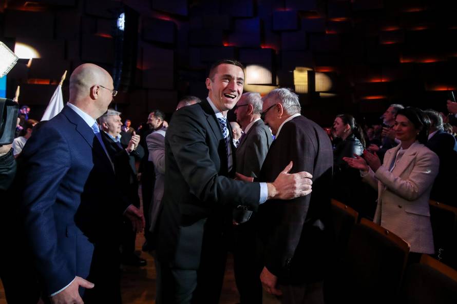 Zagreb: Veliki predizborni skup Domovinskog pokreta u KC Vatroslav Lisinski 