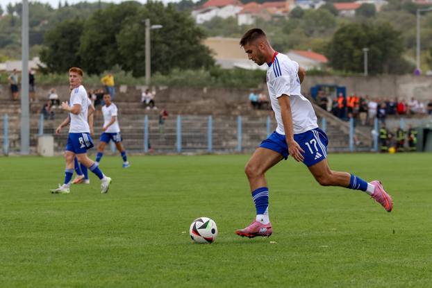 Benkovac: Prijateljska utakmica  između Velebita i Hajduka povodom 100. rođendana kluba iz Benkovca