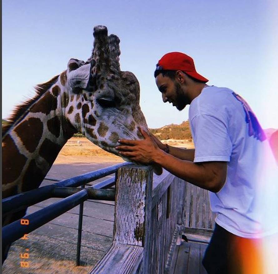 Kendall Jenner je zaplivala u gaćicama: Ima lijepe bradavice