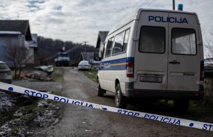 Bacio bombu na radnike HEP-a koji su mu došli isključiti struju